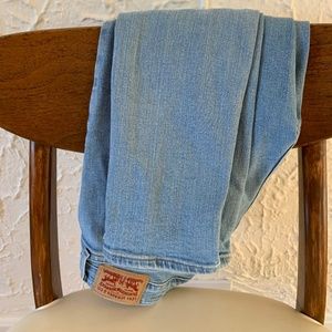 Levi's 711 Skinny Jeans - size 27 (4)